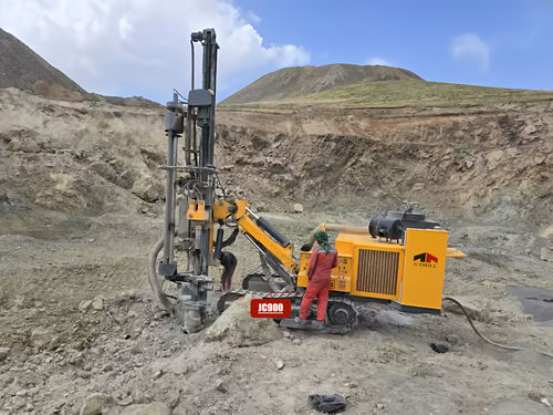 JC900 Orta Doğu Madencilik Projesi