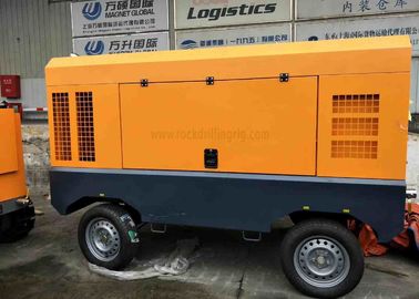 satın al Yüksek 300 Psi Taşınabilir Vidalı Hava Kompresörü Pistonu 5150kg Ağırlık 1 Yıl Garanti Çevrimiçi üretim